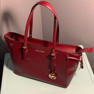 Michael Kor’s Voyager Medium Leather Tote